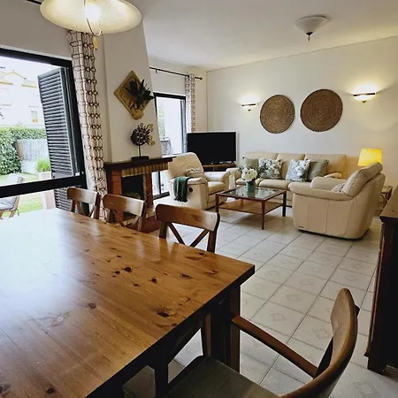 Charmosa V3 Junto A E A Marina De Vilamoura Villa